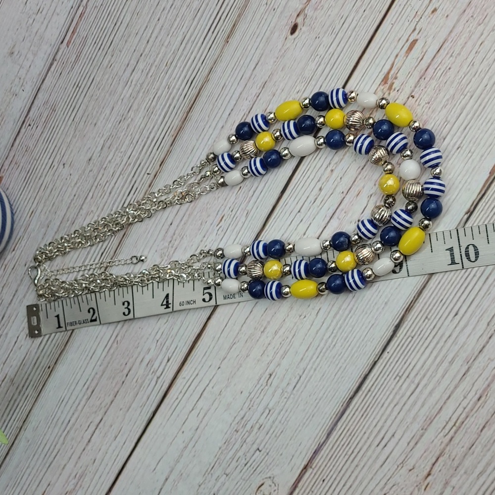 SILVER BLUE & WHITE BEADED NECKLACE AND EARRING SET - Picture 5 of 10